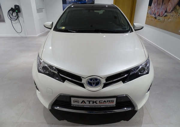 Toyota Auris cena 52900 przebieg: 100000, rok produkcji 2014 z Wałbrzych małe 277